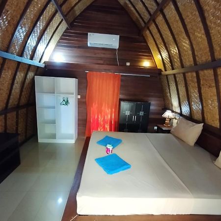 Kelapa Gading Bungalows Gili Air Exterior foto