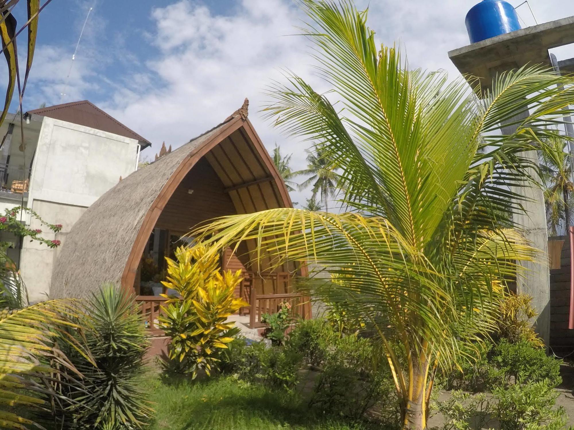 Kelapa Gading Bungalows Gili Air Exterior foto